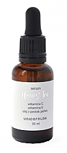 Kup PRZECENA! Rozjaśniające serum olejowe do twarzy na bazie witaminy C - Unicornlab Honest Tea Serum *