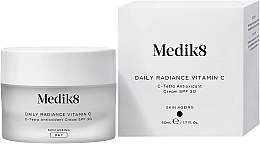 Kup Antyoksydacyjny krem do twarzy z witaminą C - Medik8 Daily Radiance Vitamin C SPF 30