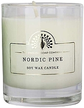 Kup Świeca zapachowa Północna sosna - The English Soap Company Nordic Pine Scented Candle