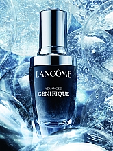 Odmładzające serum do twarzy - Lancôme Advanced Génifique Serum — Zdjęcie N7