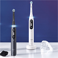 Elektryczna szczoteczka do zębów, biała - Oral-B iO Series 7 — Zdjęcie N9