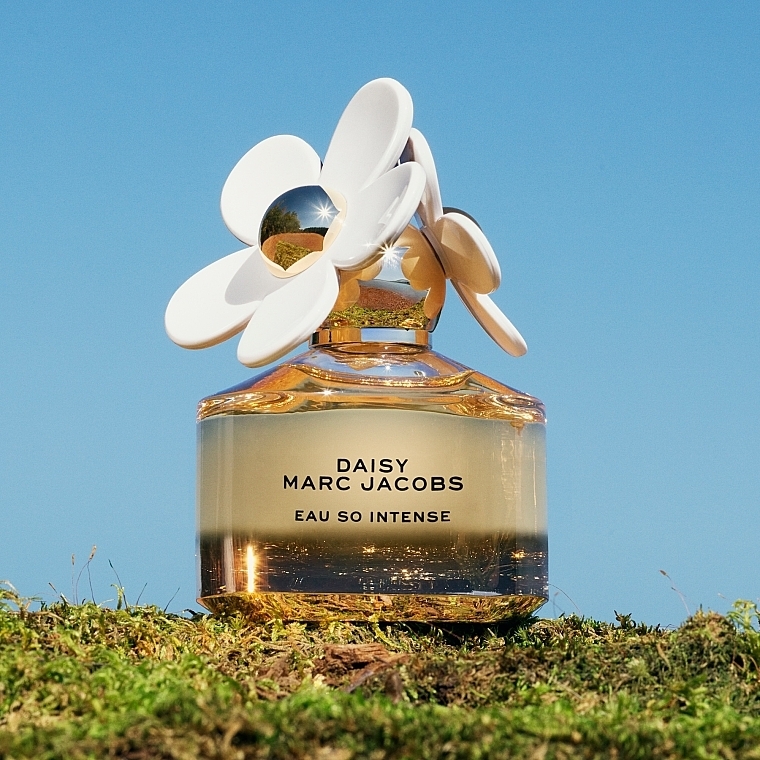 Marc Jacobs Daisy Eau So Intense - Woda perfumowana — Zdjęcie N4