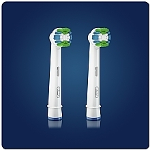 Wymienne nakładki do szczoteczki elektrycznej, 2 szt. - Oral-B Precision Clean Clean Maximizer — Zdjęcie N3