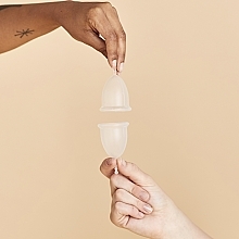 Kubeczek menstruacyjny, mały - Your Kaya Menstrual Cup — Zdjęcie N5