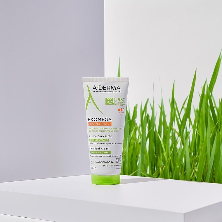 Łagodzący krem-emolient do ciała do skóry ze skłonnością do świądu z dozownikiem - A-Derma Exomega Control Emollient Anti-Scratching Cream — Zdjęcie N4