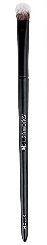 Pędzel do cieni do powiek, №19 - Brushworks Crease Blending Eye Brush — Zdjęcie N1