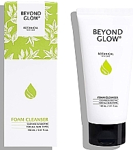 Kup PRZECENA! Oczyszczająca pianka do mycia twarzy - Beyond Glow Botanical Skin Care Foam Cleanser *