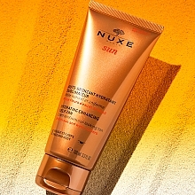 Jedwabisty balsam samoopalający do twarzy i ciała - Nuxe Sun — Zdjęcie N3