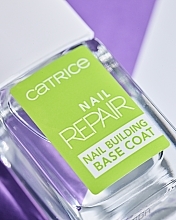 Lakier bazowy do odbudowy paznokci - Catrice Nail Repair Nail Building Base Coat — Zdjęcie N5