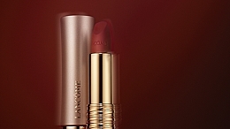 Kremowa szminka do ust o matowym wykończeniu - Lancôme L’Absolu Rouge Intimatte Lipstick — Zdjęcie N4