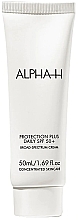 Kup Ochronny krem ​​nawilżający do twarzy - Alpha-H Protection Plus Daily SPF50