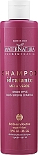Szampon nawilżający do włosów kręconych - MaterNatura Green Apple Moisturising Shampoo — Zdjęcie N1