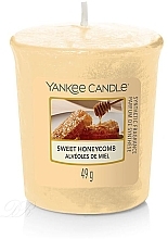 Świeca zapachowa - Yankee Candle Votiv Sweet Honeycomb — Zdjęcie N1