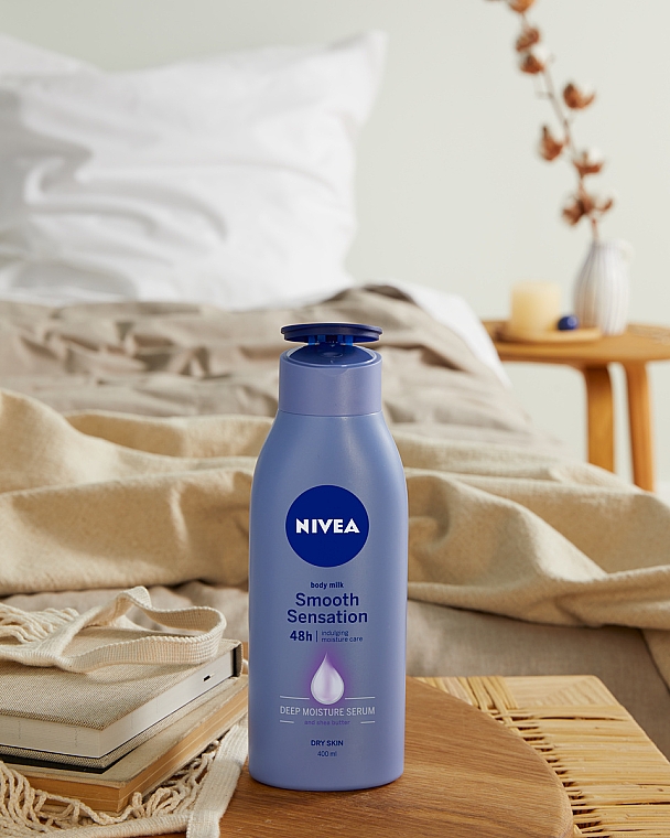 Wygładzające mleczko do ciała do skóry suchej - NIVEA Smooth Sensation Body Soft Milk — Zdjęcie N9