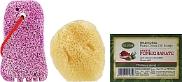 Kup Zestaw: mydło granatowe, różowy pumeks, gąbka - Kalliston (soap/100g + stone/1pcs + sponge/1pcs)