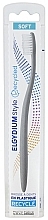 Kup Szczoteczka do zębów Style Recycled, miękka, jasnoszara - Elgydium Style Recycled Soft Toothbrush