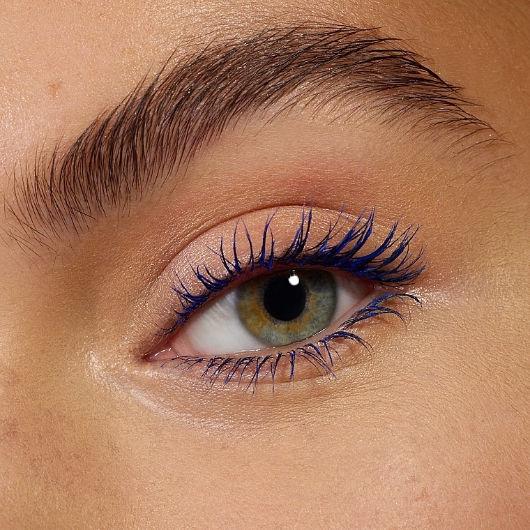 Tusz do rzęs zwiększający objętość - Essence I Love Extreme Blue Crazy Volume Mascara — Zdjęcie N6