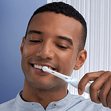 Elektryczna szczoteczka do zębów, biała - Oral-B iO Series 7 — Zdjęcie N12