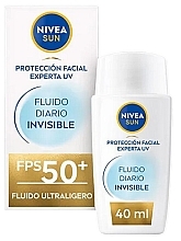 Fluid przeciwsłoneczny do twarzy SPF 50+ - NIVEA Sun Invisible — Zdjęcie N1