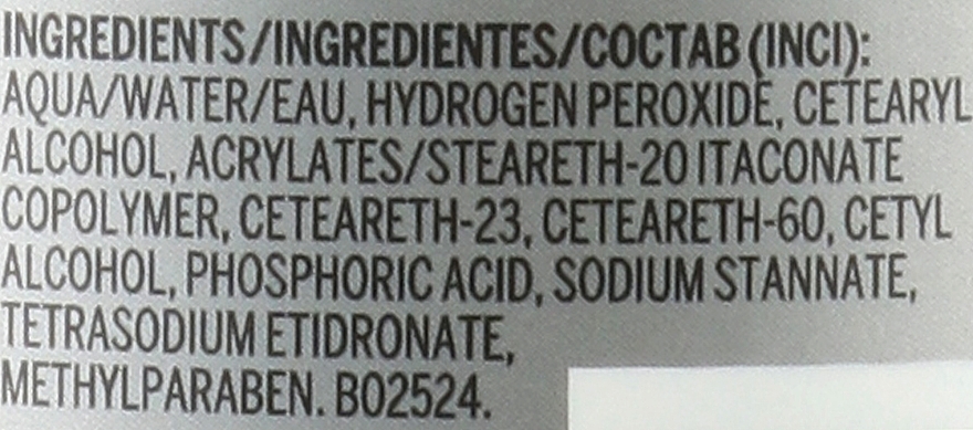 Utleniacz kremowy - Revlon Professional Revlonissimo Colorsmetique Cream Peroxide Ker-Ha Complex 12% 40 Vol. — Zdjęcie N2