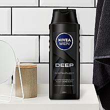 Rewitalizujący szampon dla mężczyzn oczyszczający włosy i skórę głowy - NIVEA MEN Deep Revitalizing Shampoo — Zdjęcie N4