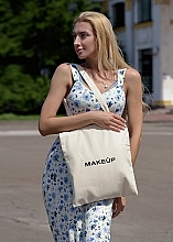 Płaska beżowa torba ekologiczna EcoVibe - MAKEUP Eco Bag Shopper Slim Beige — Zdjęcie N3