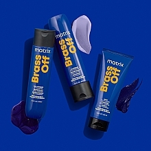 Szampon chroniący kolor włosów farbowanych - Matrix Total Results Brass Off Blue Shampoo For Brunettes — Zdjęcie N10