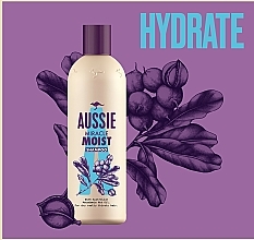 Nawilżający szampon do włosów zniszczonych - Aussie Miracle Moist Shampoo — Zdjęcie N3