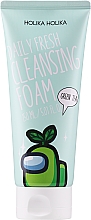 Oczyszczająca pianka do mycia twarzy z ekstraktem z zielonej herbaty - Holika Holika Among Us Daily Fresh Cleansing Foam Green Tea — Zdjęcie N1
