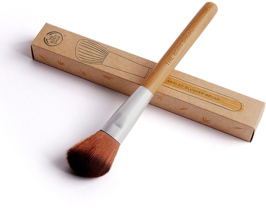 Skośny pędzel do różu - The Body Shop Angled Blusher Brush — Zdjęcie N2