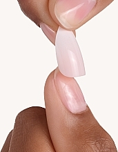 Samoprzylepne sztuczne paznokcie - Essence Nail Glue Tab — Zdjęcie N4