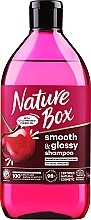 Kup Wygładzający szampon do włosów niesfornych i falowanych - Nature Box Cherry Oil Smoothness Shampoo