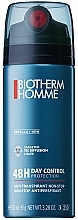 Kup Dezodorant-antyperspirant w sprayu dla mężczyzn - Biotherm Homme Day Control Déodorant Anti-Perspirant Aerosol Spray
