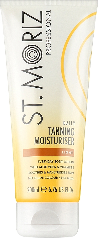 Nawilżający balsam stopniowo opalający - St.Moriz Professional Daily Tanning Moisturiser Light Everyday Body Lotion
