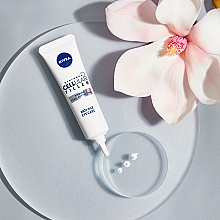 Przeciwzmarszczkowy krem pod oczy - NIVEA Cellular Anti Age Skin Rejuvenation Eye Cream — Zdjęcie N3