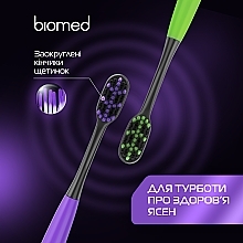 Zestaw średnio twardych szczoteczek do zębów, 3 szt. - Biomed Black 2+1 Toothbrush — Zdjęcie N9