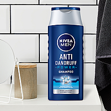 Wzmacniający szampon przeciwłupieżowy dla mężczyzn - NIVEA MEN Anti-Dandruff Power Shampoo — Zdjęcie N4
