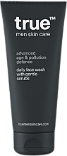 Kup Żel do mycia twarzy z mikrocząsteczkami - True Men Skin Care Advanced Age & Pollution Defence Daily Face Wash With Gentle Scrubs