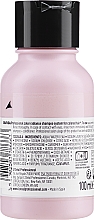 PREZENT! Witaminowy szampon do włosów farbowanych - L'Oreal Professionnel Serie Expert Vitamino Color Resveratrol Shampoo — Zdjęcie N2