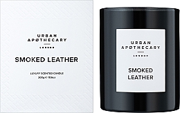 Urban Apothecary Smoked Leather Candle - Świeca zapachowa — Zdjęcie N2