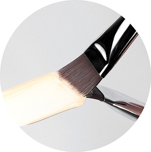 Pędzel do makijażu E870 - Eigshow Beauty Angled Flat Foundation Brush — Zdjęcie N2