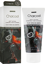 Kup Pianka oczyszczająca z węglem drzewnym - Jigott Natural Charcoal Foam Cleansing