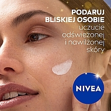 Zestaw - NIVEA Skin Boost (f/cr/50ml + f/remover/125ml + f/mask/1pc) — Zdjęcie N3