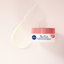 Różany krem-żel nawilżający do twarzy - NIVEA Rose Touch Moisturizing Gel Cream — Zdjęcie N5