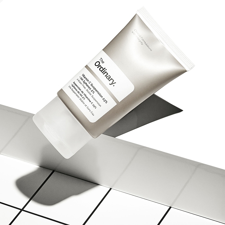 The Ordinary Vitamin C Suspension 23% + HA Spheres 2% - Serum do twarzy z 23% witaminą C i 2% kwasem hialuronowym — Zdjęcie N5