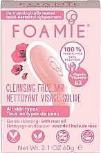 Kup Mydło do twarzy z olejkiem różanym - Foamie Cleansing Face Bar