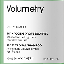 Szampon nadający objętość włosom cienkim i delikatnym - L'Oreal Professionnel Série Expert Volumetry Anti-Gravity Effect Volume Shampoo New — Zdjęcie N3