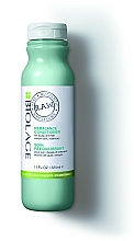 Rebalansująca odżywka do skóry głowy i włosów z korą wierzby i rozmarynem - Biolage R.A.W. Rebalance Conditioner For Scalp And Hair — Zdjęcie N5