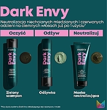 Maska do neutralizacji czerwonych refleksów na ciemnych włosach - Matrix Total Results Dark Envy Mask — Zdjęcie N4