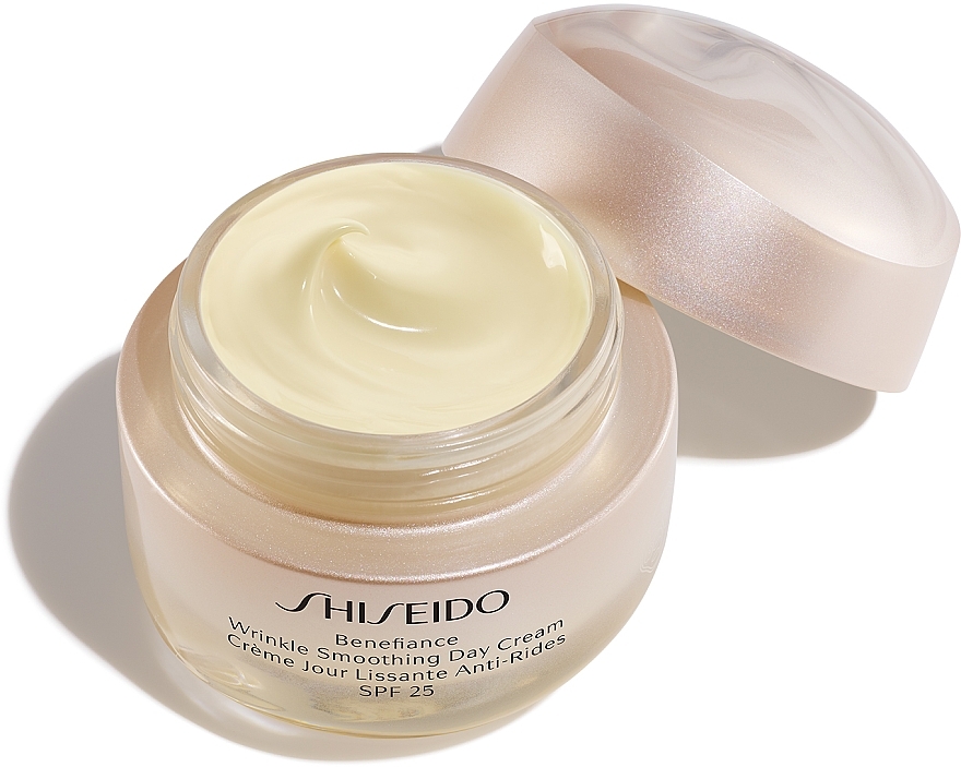Krem do twarzy - Shiseido Benefiance Wrinkle Smoothing Cream SPF 25 — Zdjęcie N1